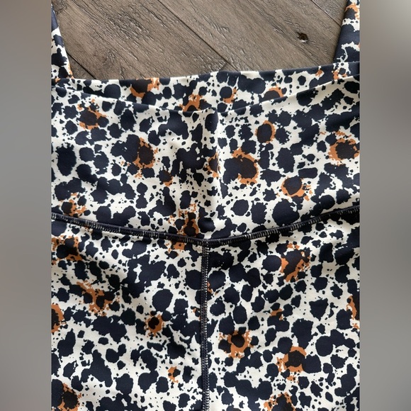 Sage Collective Leggings, size medium. - Picture 5 of 6